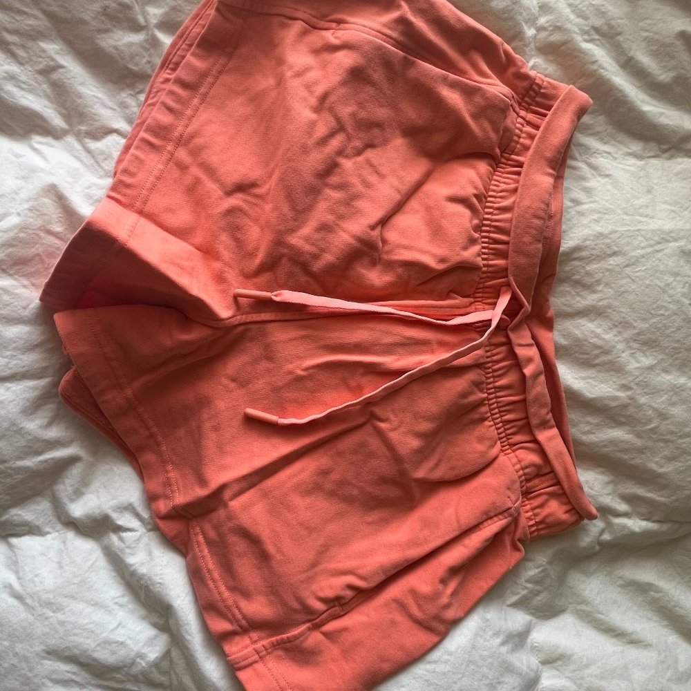 Lululemon Inner Glow high rise